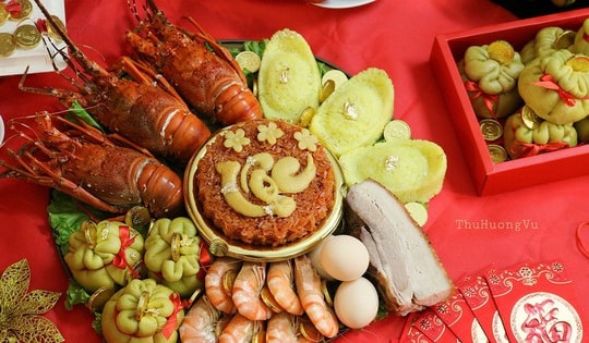 Mâm cỗ tam sên giá vài trăm ngàn đồng hút khách đặt hàng cúng ngày vía Thần Tài