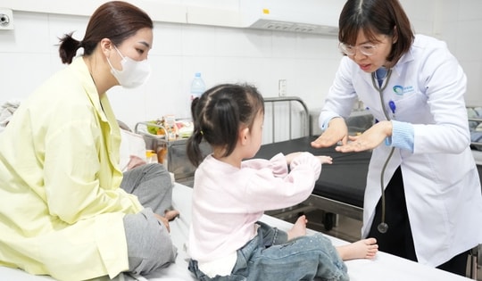 Bé gái 4 tuổi ở Quảng Ninh đi khám phát hiện bị bệnh cường giáp, bác sĩ chỉ ra các dấu hiệu bố mẹ thường dễ bỏ qua