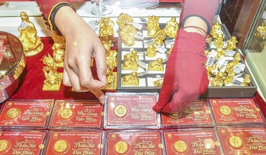 Giá vàng hôm nay ngày 7/2 bật tăng cực mạnh ngày vía Thần Tài