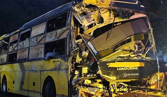 Tin tối 8/2: Điều bất ngờ về tài xế xe khách 54 chỗ bị lật ở Phú Yên khiến 3 người tử vong; Dự báo về nhiều đợt không khí lạnh sẽ đổ bộ thời gian tới