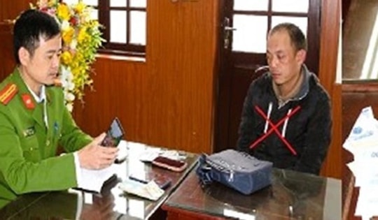 Bắt ổ nhóm chuyên dàn cảnh móc túi, trộm cắp tại chùa Tam Chúc