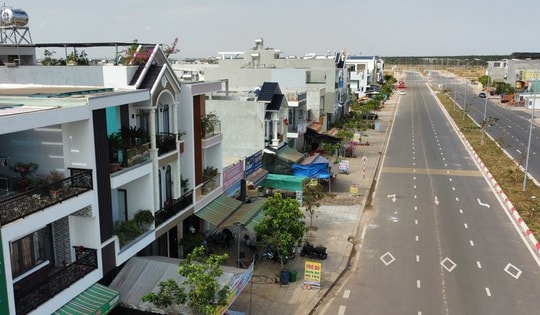 Bắt tạm giam Chủ tịch UBND huyện Long Thành, Đồng Nai 
