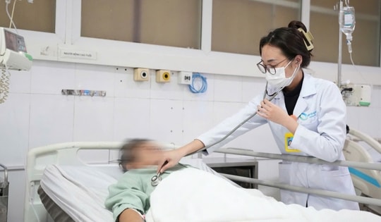 Người đàn ông 34 tuổi nguy kịch vì bão giáp trạng, xuất hiện biểu hiện mà nhiều người Việt thường hay bỏ qua