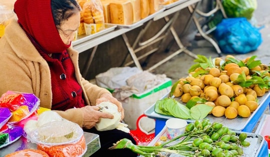 Những mặt hàng nào đắt khách trong dịp Rằm tháng Giêng?