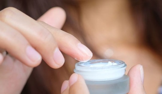 Thu hồi, tiêu hủy hàng chục lô mỹ phẩm của công ty Yody Phương Anh