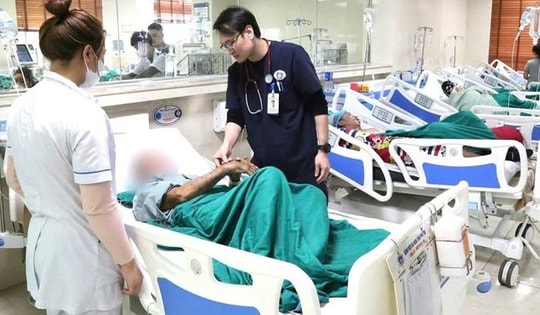 Người đàn ông 31 tuổi ở Phú Thọ đang khỏe mạnh bất ngờ liệt nửa người, đột quỵ do nhồi máu não