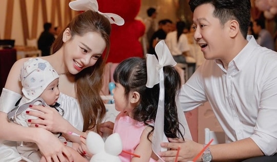 Một nam danh hài Việt vướng thông tin 2 show bị dừng sóng có cuộc sống giàu sang bên vợ con