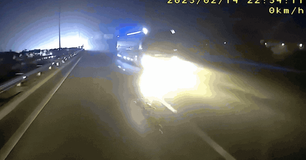 Phạt 35 triệu, trừ điểm GPLX với tài xế chạy ngược chiều cao tốc trong đêm