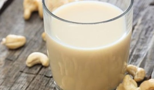 Cách làm sữa hạt thơm ngon, cực dễ tại nhà