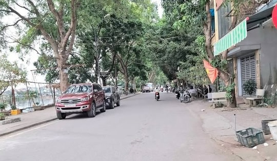 Tìm mua nhà đất cách xa nội đô Hà Nội, người mua bất ngờ với giá gần 300 triệu đồng/m2