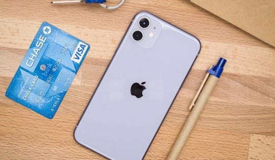 Giá iPhone 11, iPhone 12, iPhone 13 mới nhất rẻ chưa từng có sau tết, trang bị xịn không kém iPhone 16, xứng danh bộ 3 iPhone đáng mua nhất