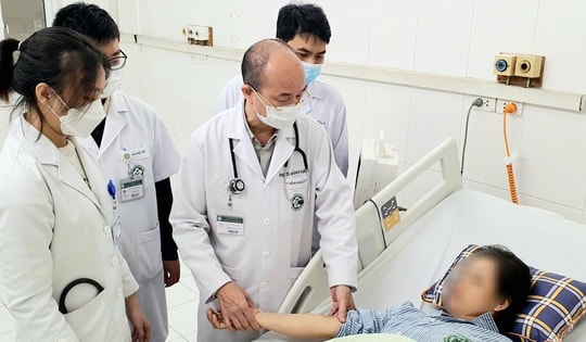 Người phụ nữ 48 tuổi bị nhiễm não mô cầu, bác sĩ chỉ ra những nguy cơ có thể dẫn đến tử vong