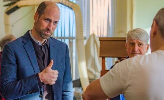 Thân vương William ngày càng giống một thành viên nam nổi bật của Hoàng gia Anh khi còn trẻ, người đó là ai?