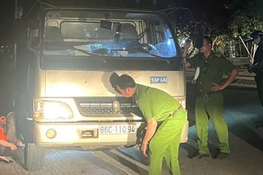 Ô tô tập lái cán chết người phụ nữ 23 tuổi rồi rời khỏi hiện trường