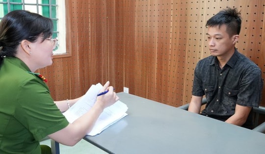 Lừa đầu tư chứng khoán, chiếm đoạt tiền tỷ