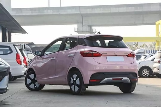 Xe ô tô hatchback hạng A giá 218 triệu đồng đẹp hơn Hyundai Grand i10, rẻ hơn Kia Morning có gì đặc biệt khi ra mắt ở Trung Quốc?