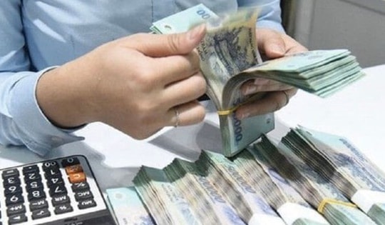 3 ngân hàng lãi suất cao nhất khi gửi tiết kiệm 6 tháng: Có 200 triệu đồng nhận tiền lãi ra sao?