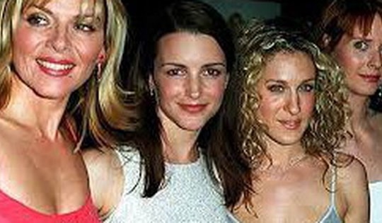 Đau khi quan hệ: Học cách ứng xử văn minh từ phim Sex and the City