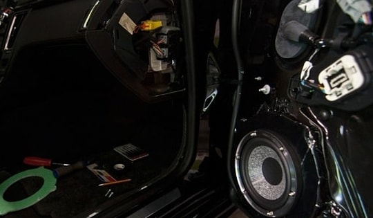 Ô tô lắp loa gây mất trật tự khi tham gia giao thông bị phạt bao nhiêu tiền?