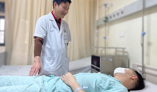 Tự bẻ 'cậu nhỏ' khi đang cương cứng, hai thanh niên phải nhập viện cấp cứu