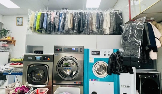 Trời nồm ẩm, dịch vụ giặt sấy kiếm tiền triệu