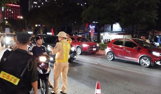 Phạt hơn 100 triệu đồng 3 người đàn ông vi phạm nồng độ cồn