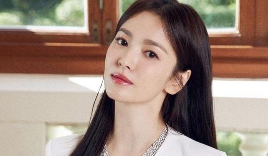 Bí quyết giúp Song Hye Kyo, Kim Tae Hee sở hữu "làn da mật ong" bao người ngưỡng mộ
