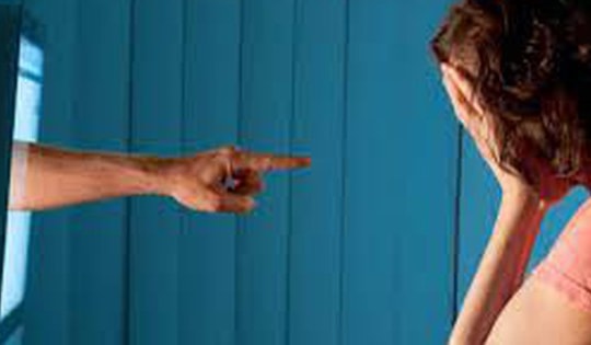 Xúc phạm người khác trên mạng xã hội bị xử phạt như thế nào?