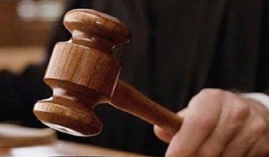 Nhổ răng, dí dùi cui điện để ép lập trình viên viết phần mềm đánh bạc