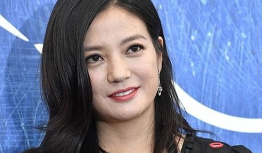 Triệu Vy lộ diện sau biến cố