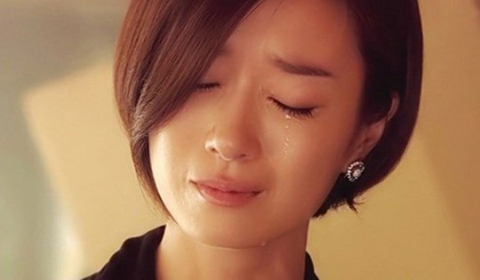 Gặp lại mẹ chồng cũ, tôi rơi nước mắt hối hận vì đã ly hôn