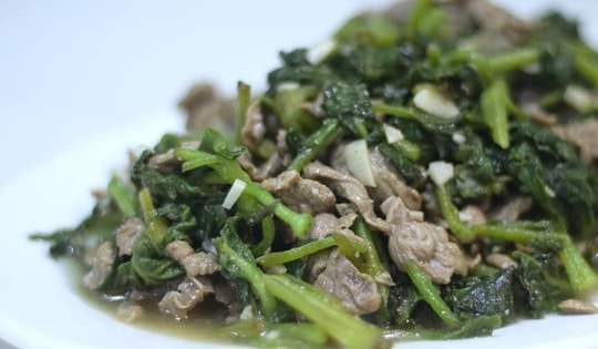 ‘Khắc tinh’ của bệnh cúm với gia vị quen thuộc trong bếp (4): Món ngon với loại lá dễ tìm, tốt cho bệnh cúm lại ngừa biến chứng tiểu đường