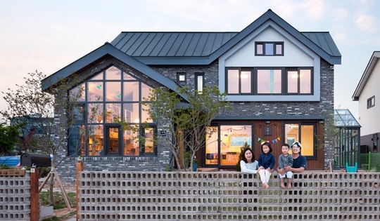 Mua nhà phố hay ngoại ô: Lựa chọn nào phù hợp với người thích cuộc sống sôi động?