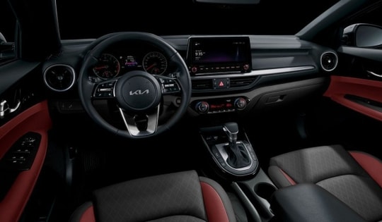 Giá lăn bánh Kia K3 mới nhất giảm chưa từng thấy, Mazda3, Hyundai Elantra lo sốt vó vì không theo kịp doanh số