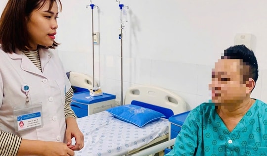 Đang nằm võng, người đàn ông gặp tai nạn bất ngờ phải nhập viện gấp