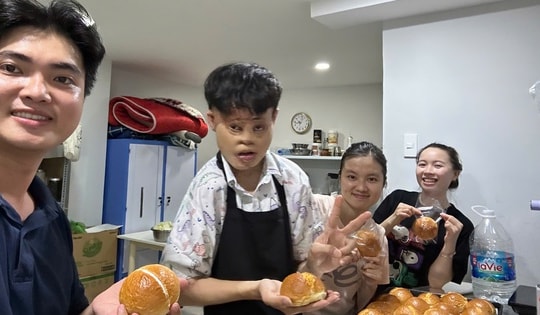 Tái tạo thần kỳ cho những bệnh nhân có gương mặt biến dạng vì bỏng