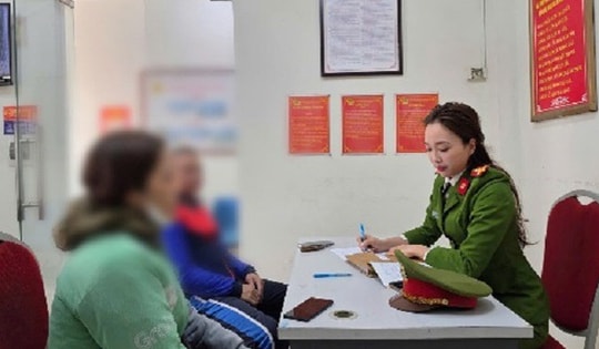 Thông tin người phụ nữ bị 'dí tô vít vào người, ép trả tiền' tại quán sửa xe là không chính xác