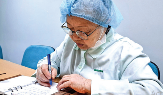 GS.TS. Huỳnh Thị Phương Liên: 'Có lẽ tôi sinh ra là để nghiên cứu vaccine'