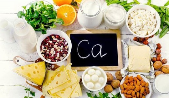 Cơ thể cần bao nhiêu canxi để xương chắc khỏe?