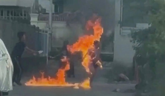 Vụ con trai tưới xăng đốt mẹ: Hung thủ sẽ bị xử lý thế nào?