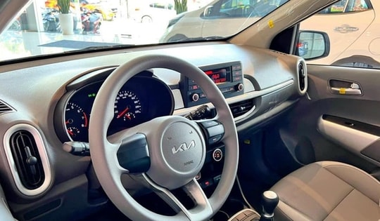 Giá lăn bánh Kia Morning mới nhất rẻ kỷ lục, Hyundai Grand i10 lo bị 'đánh bại' về doanh số