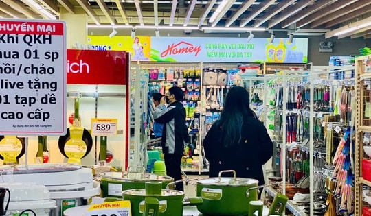 Thiết bị gia dụng đua nhau giảm giá cận ngày Quốc tế Phụ nữ (8/3)