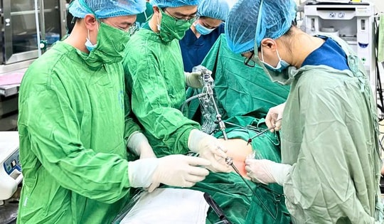 Bị 'đèn đỏ' kéo dài 15 ngày, người phụ nữ 36 tuổi ở Hà Nội tá hỏa khi biết nguyên nhân