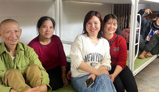 Người phụ nữ chi hàng trăm triệu xây dựng nhà trọ '0 đồng'