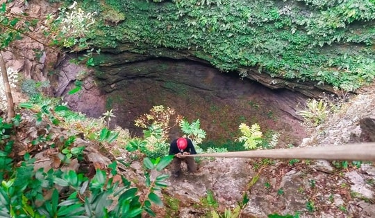 Có gì trong hố sụt mang tên Ác Mộng tại Vườn Quốc gia Phong Nha - Kẻ Bàng