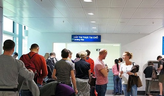 Tin vui đến với công dân 12 nước trên thế giới, được miễn thị thực khi nhập cảnh vào Việt Nam