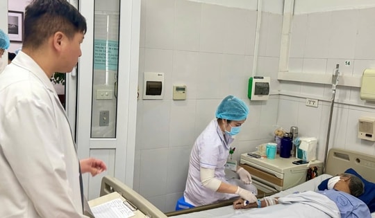 Cụ ông ở Hà Nội phải cắt thùy gan trái do thói quen sau khi ăn của nhiều người Việt