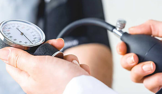 Đo huyết áp tại nhà cần làm đúng điều này để có kết quả chính xác nhất