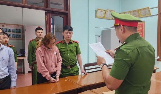 Lừa làm hồ sơ xuất khẩu lao động, chiếm đoạt hàng trăm triệu đồng