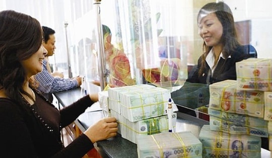 Lãi suất cao nhất lên tới 9%: Gửi tiết kiệm 500 triệu đồng 12 tháng nhận bao nhiêu tiền lãi?